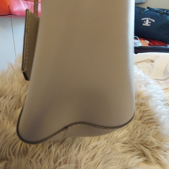 Tory Burch Parker Large Tote preowned - Picture 4 of 12